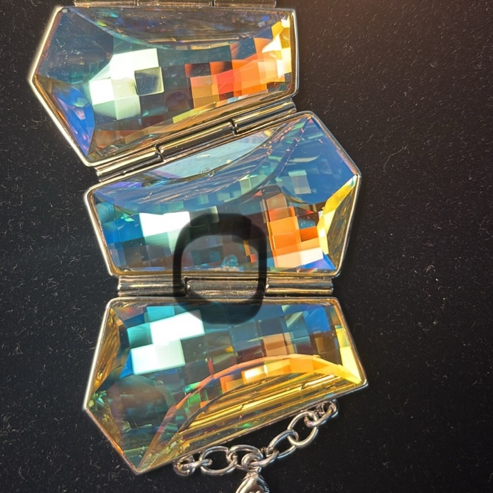 Pre owned: Iridescent Authentic Swarovski Geometric Bracelet. - Picture 16 of 17